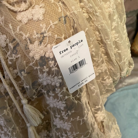 🪶FREE PEOPLE🪶OFF SHOULDER BLOUSE NWT! - Picture 4 of 8